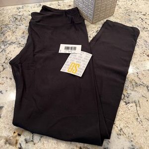 NWT LuLaRoe Black OS Leggings